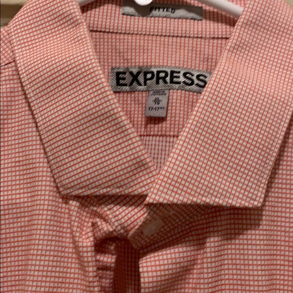 Express button down - Picture 2 of 2
